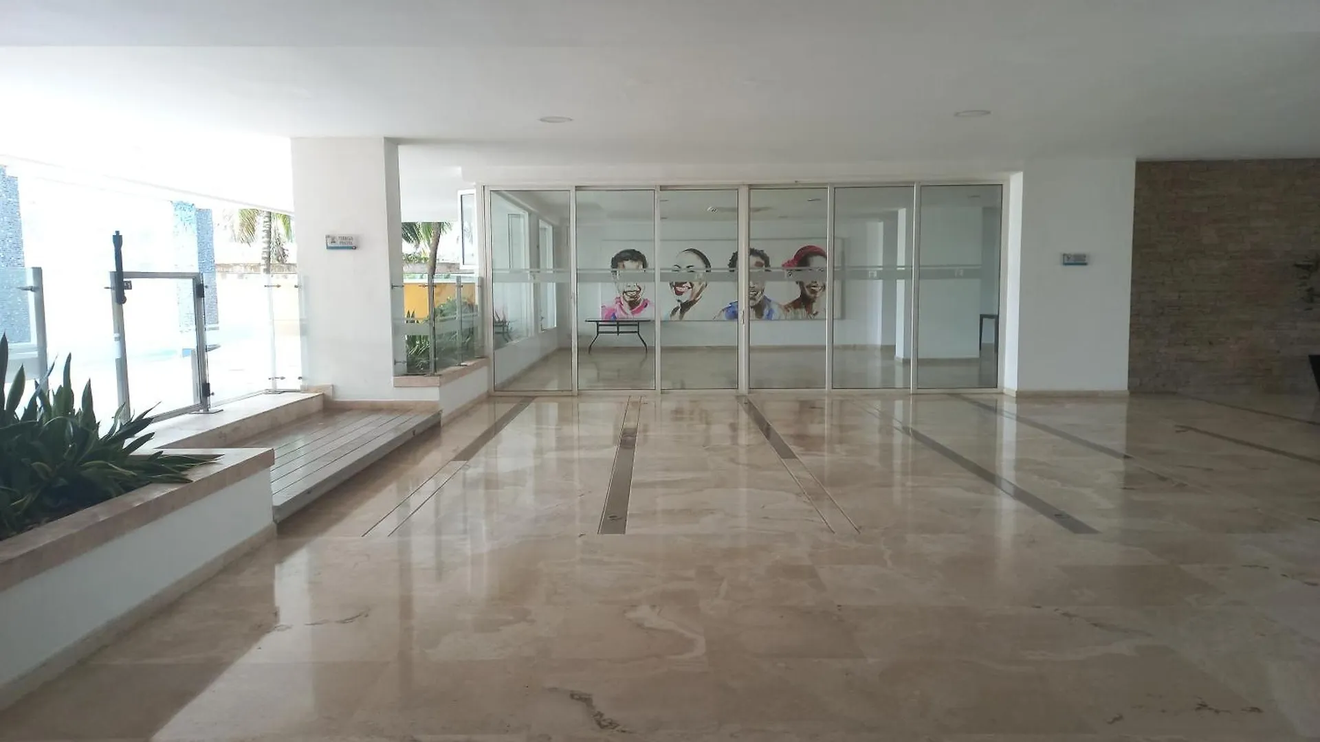 Luxury Beachfront Apartment 6 Guests Plus 1 Cartagena Colombia