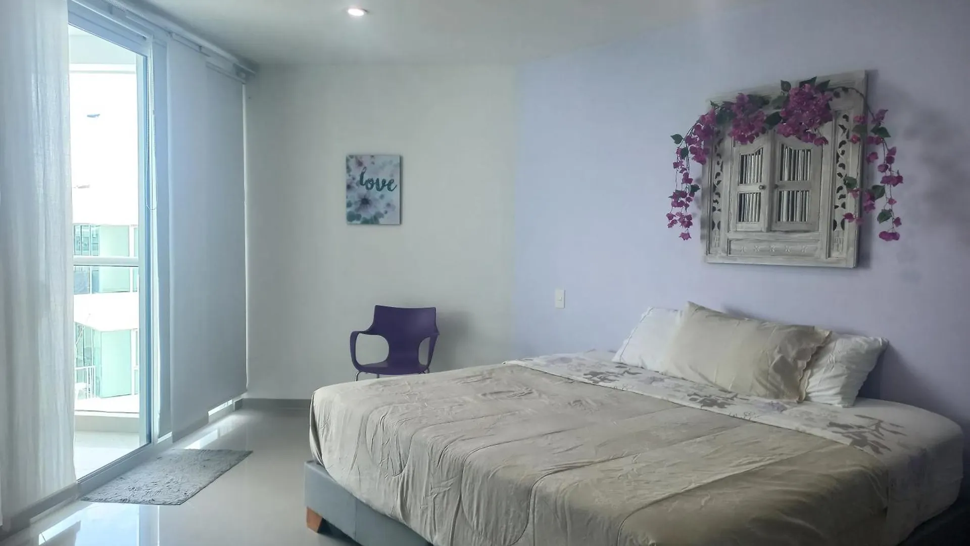 Luxury Beachfront Apartment 6 Guests Plus 1 Cartagena